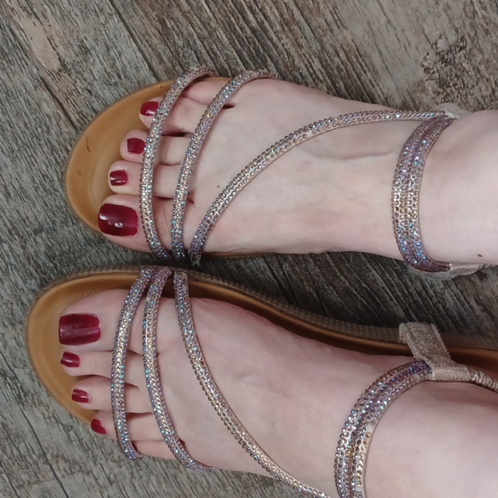 Sparkly Rhinestons Sandals - Picture 15 of 16